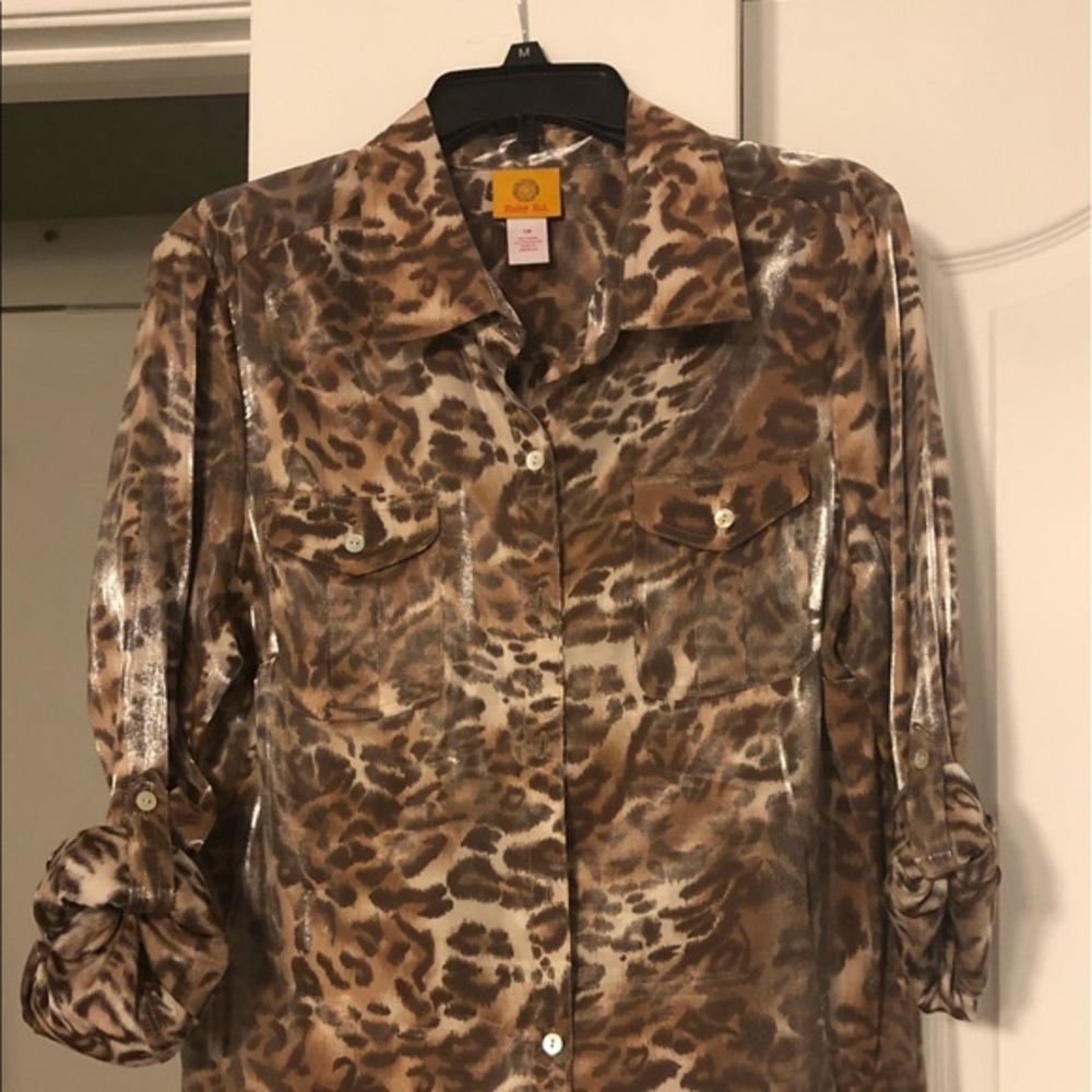 RUBY RD. Metallic Top‎